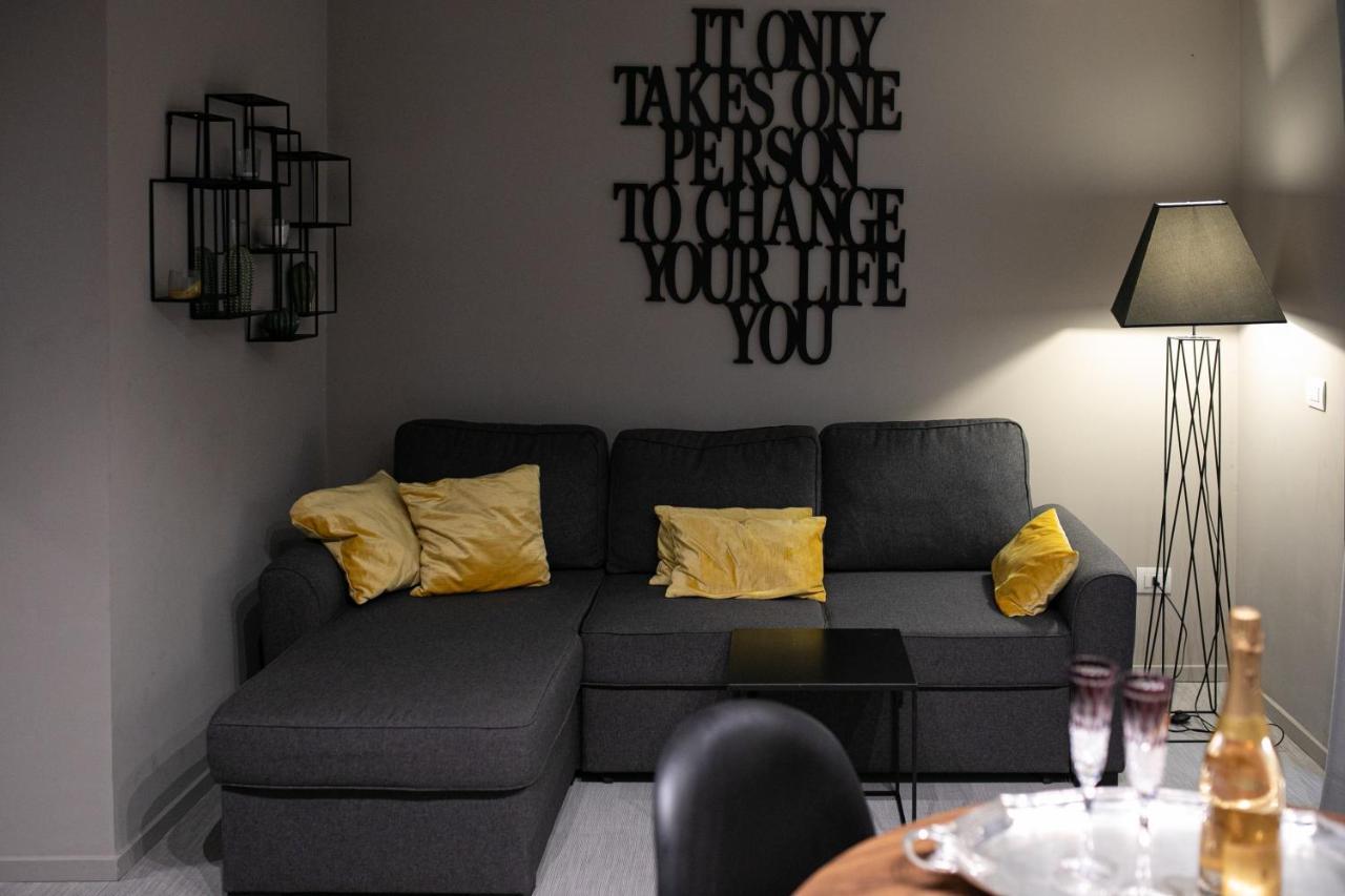 Imbriani Guest House Бари Экстерьер фото