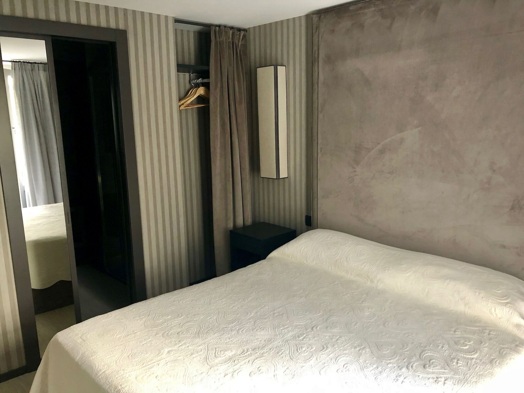Imbriani Guest House Бари Экстерьер фото